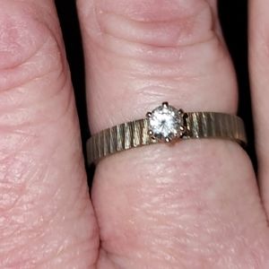 Vintage Gold tone ring